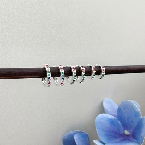 BRINCO TRIO ARGOLA CRAVEJADA COLORIDA PRATA