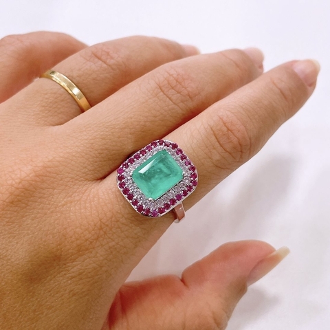 ANEL QUADRADO CRAVAÇÃO ROSA PEDRA ESMERALDA COLOMBIANA RÓDIO BRANCO