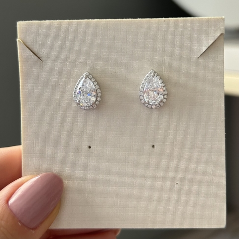 BRINCO PRATA 925 GOTA CRAVAÇÃO EM VOLTA/ CRISTAL