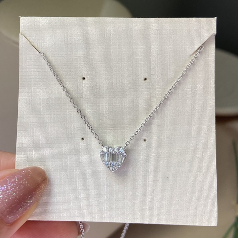 COLAR PRATA 925 CORAÇÃO BAGUETADO NO MEIO\ CRISTAL