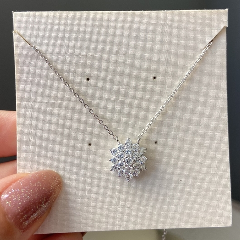 COLAR PRATA 925 MIOLO EM FLOR SEIS PETALAS REDONDAS CRAVEJADA\ CRISTAL