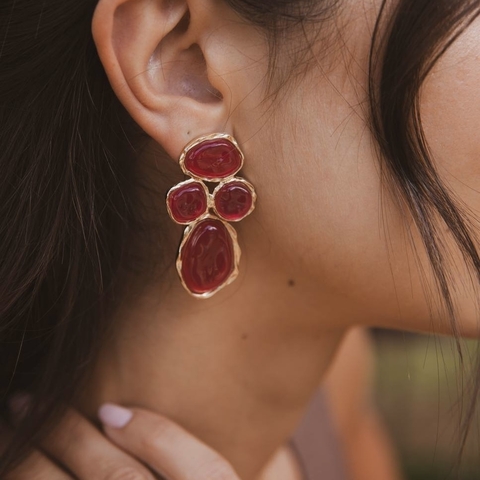 BRINCO OVAL ORGÂNICO 4 RESINAS MARSALA - comprar online
