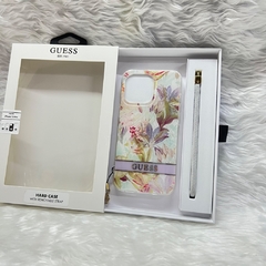 GUESS FLOWER LILA-ip13 pro