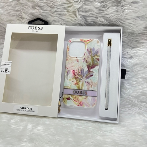 GUESS FLOWER LILA-ip13 pro
