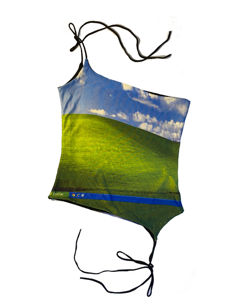 ☆.• surrealismo iullt *❀•.