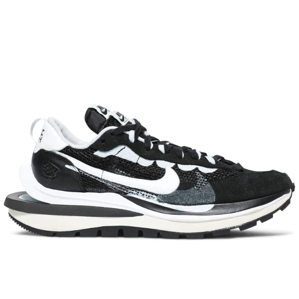 Sacai x Nike VaporWaffle Black - New sneaker Br
