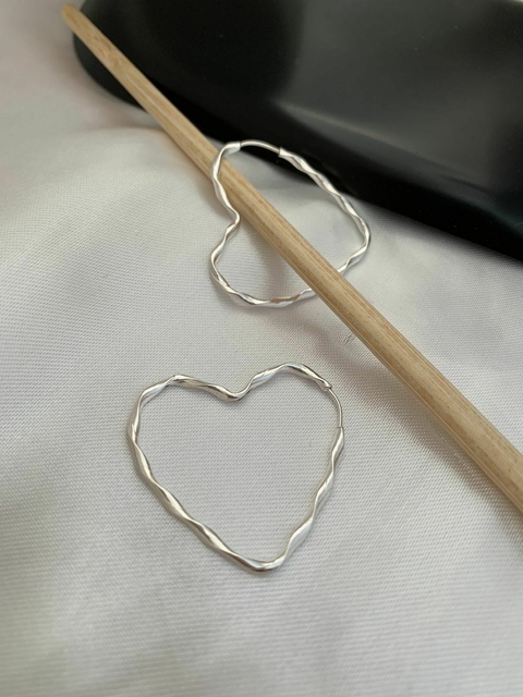 Argola Coração Fio Amassado 36mm Prata 925