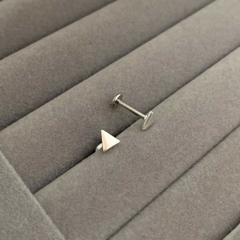 Piercing Triangulo Liso Prata 925