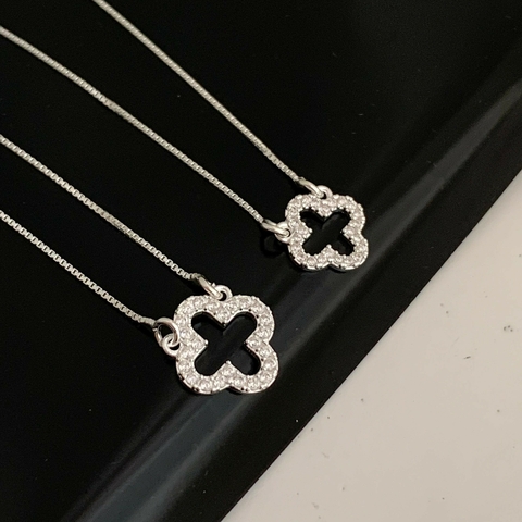 Colar Inspiração Trevo Cravejado Vazado Prata 925