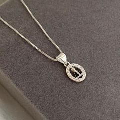 Colar Mini Nossa Senhora Cravejada Prata 925 - comprar online