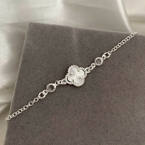 Pulseira Trevo Com Zircônias Prata 925 - comprar online