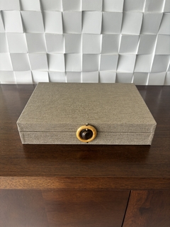 Caixa decorativa M na internet