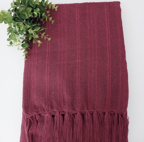 Manta Decorativa de Algodão Bordo