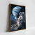 Quadro Astronauta Na Lua - Quadros Decorativos Podium - A Maior Marca De Quadros Decorativos do Brasil