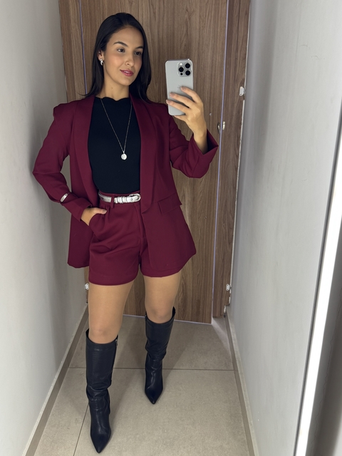 Short alfaiataria marsala - comprar online