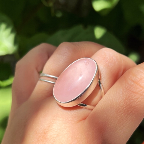 Anillo cuarzo rosa