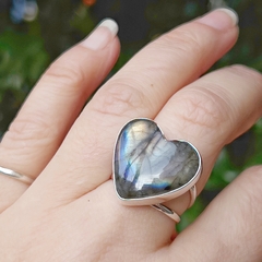 Anillo corazón labradorita en internet