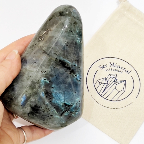 Monolito de Labradorita (C)