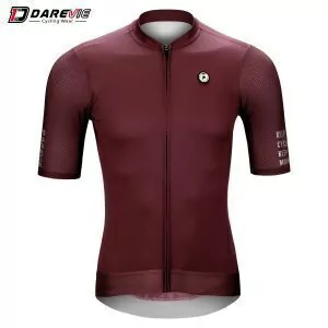 JERSEY DAREVIE BORDO ALTA CALIDAD
