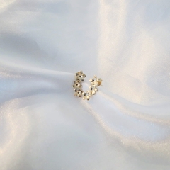 Brinco Ear Cuff Flores - comprar online