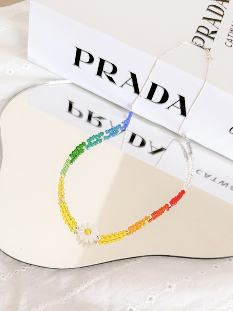 Colar Margarida com Cristais Coloridos