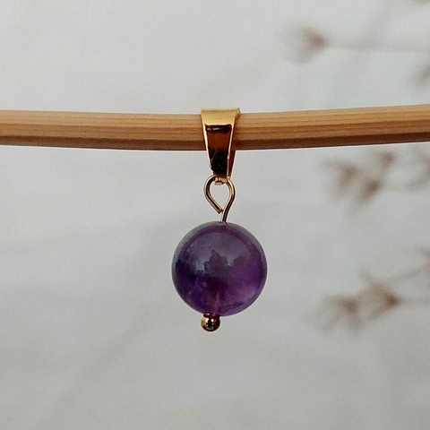 Pingente Dourado Ametista Esfera - comprar online