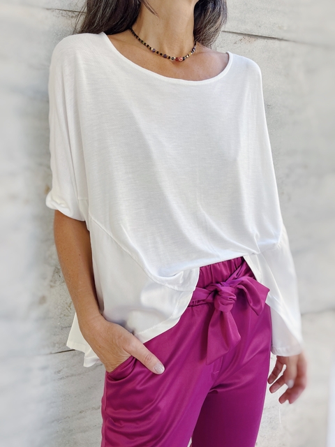 Remera Atenea Blanca