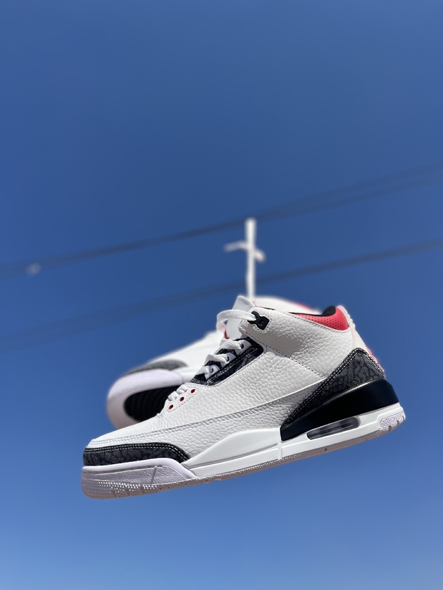28センチNIKE AIR JORDAN 3 RETRO ファイアーレッド NIKE AIR JORDAN 3 RETRO 