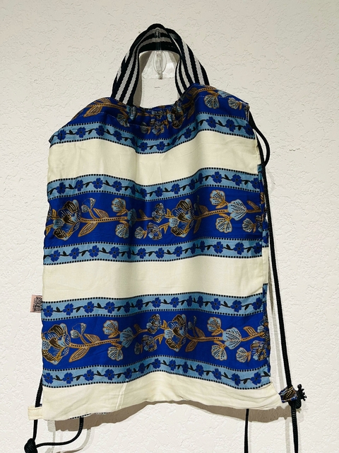 Mochila Saco Com Corda Reforçada 17