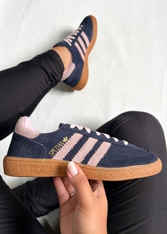 Tênis Casual Adidas Spezial Handball em Couro - Azul Marinho com Rosa