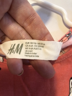 5/6A | Outlet- Vestido din mangas coral con unicornios. HYM. 5/6 años. - comprar online