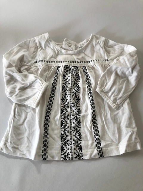 9M | Remera Carter's manga larga blanca 9 meses.