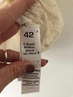 Remera de encaje. Como Quieres. Talle 42. OUTLET. - comprar online