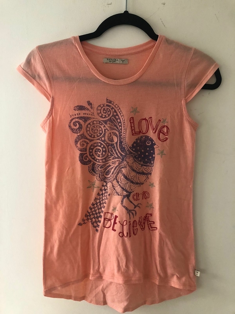 12A | Remera naranja con pájaro y LOVE. Wanama. 12 años.