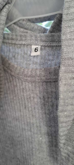 Body ML gris c/volado. Talle 6. - comprar online