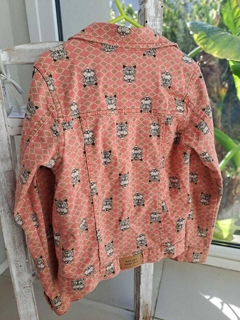 8A | Campera gabardina salmón c leopardos, cierre diagonal - WANAMA - Talle 8 años - tienda online