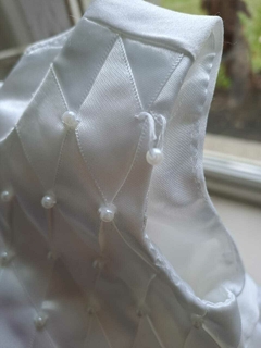 Imagen de 0/3M | Vestido SM blanco forrado en tul en capas, aplique de perlas - AMERICAN PRINCESS - 0 a 3 meses.