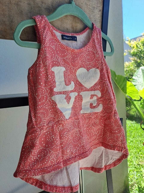 2/3A | Remera musculosa salmón c lunares blancos "LOVE" - MIMO - Talle 3 años