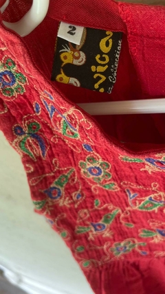 2A | Vestido rojo sin mangas con bordado en pechera. Talle 2 años. - comprar online