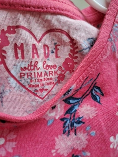 9/12M | Set 2 remeras MC celeste + rosa c flores celestes - PRIMARK - Talle 9a12 meses - tienda online