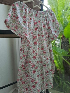 14A | Remera MC algodón floreada c cinto atrás - MIMO - Talle 14 años en internet