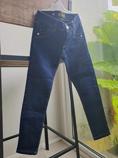 6/7A | Jean azul recto - ZAETA - Talle 8. Es más 6/7 años.