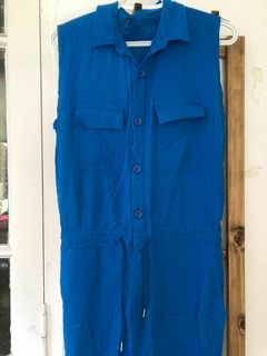 ALE- Outlet- Overol azul- BIG BIG. Talle L- Tiene un poquito descocido por una costura abajo del brazo. - Lo Canto • Moda Circular