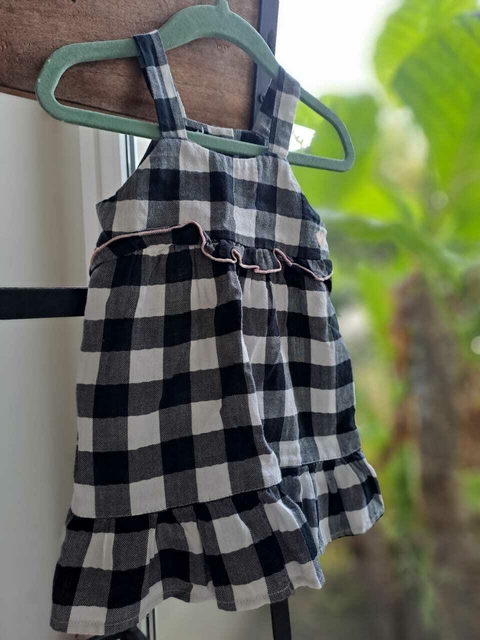 Vestido algodón a cuadros azul y bco, c bretel y volado - CHEEKY - 9 meses.