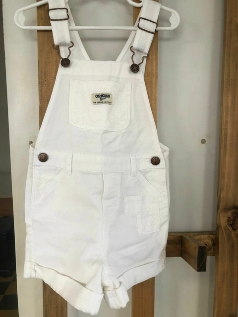 Jardinero corto blanco con detalles en broderie. OSHKOSH. 3 años. Sin uso.