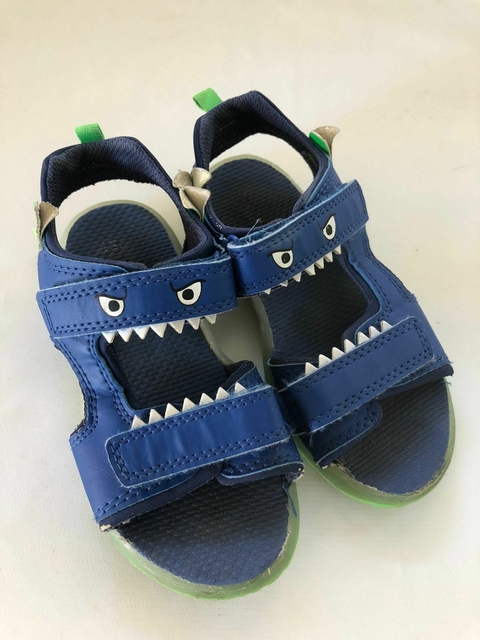 T29 | Sandalias azules con cara. CARTERS. Talle 29. Tiene luces.