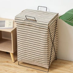 CESTO LAUNDRY ESTRUCTURA DE METAL CON TAPA -HAN SOLO BEIGE- - Ay Que Amor