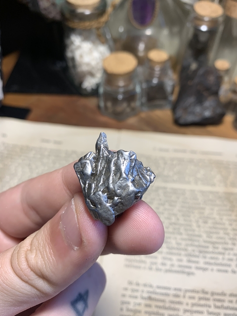 Meteorito Campo del Cielo - 17,1 g - REF 003 - comprar online