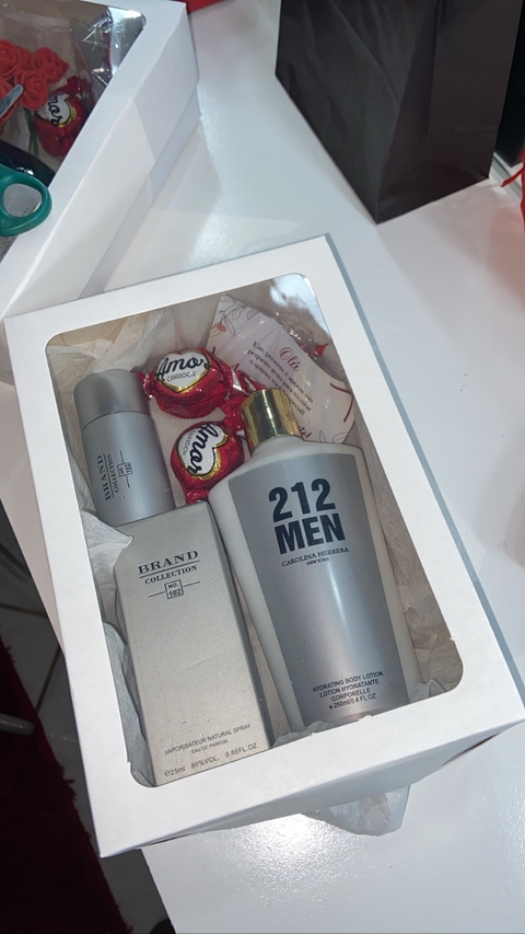 Kit perfume + creme presente- 212 men