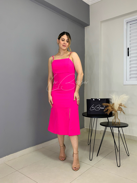 Vestido Jaqueline Midi Pink na internet
